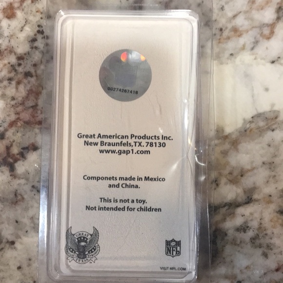 Arizona Cardinals keychain - Picture 2 of 3